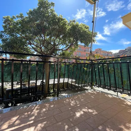 Pitosforo Tranquillo Con Giardino E Free Parking Daire Pietra Ligure
